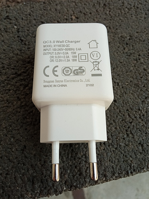 Адаптер живлення QC3.0 USB 18w (товар вживаний) Луцк - изображение 3