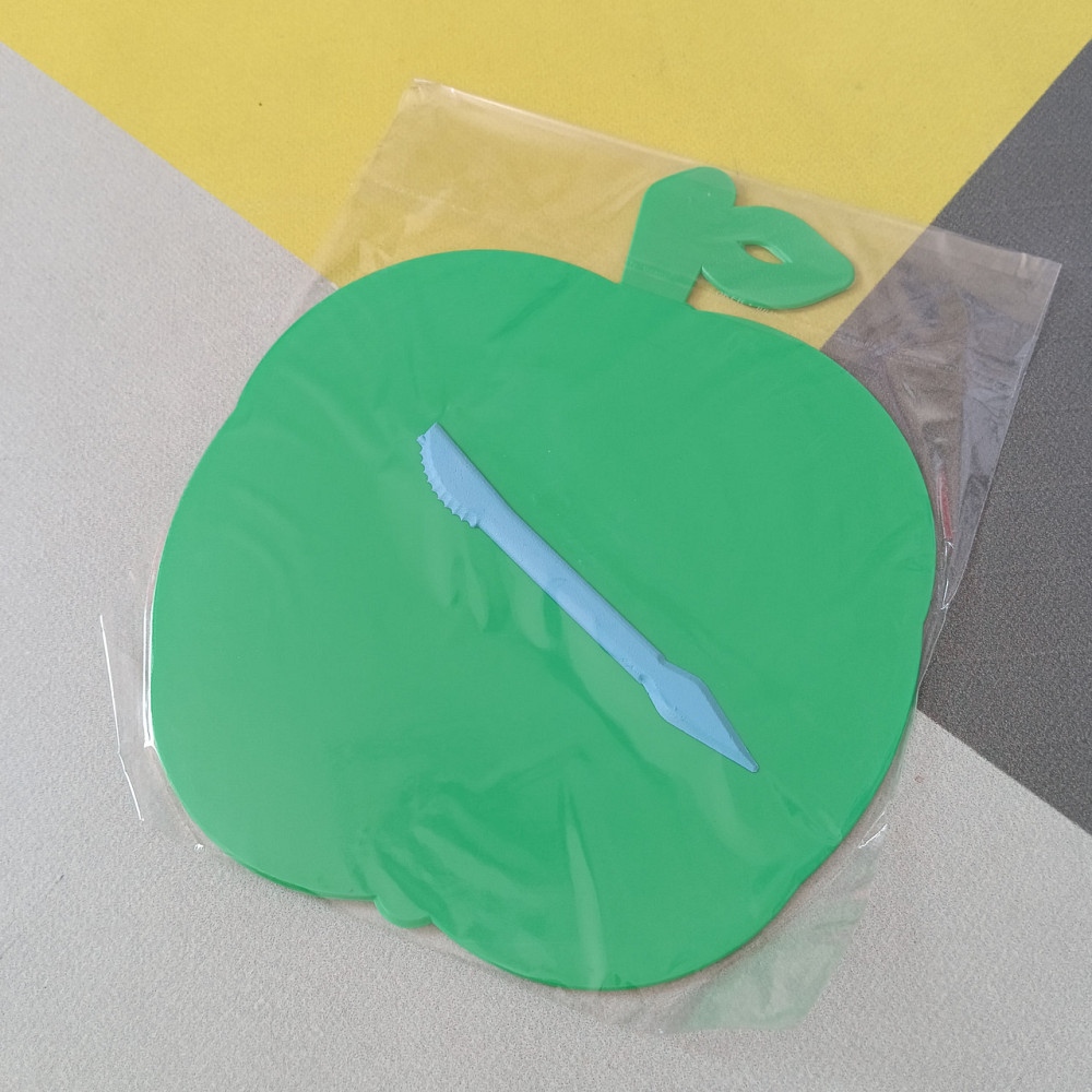 Доска для пластилина ЯБЛОКО со стеком зеленая Киев - изображение 1