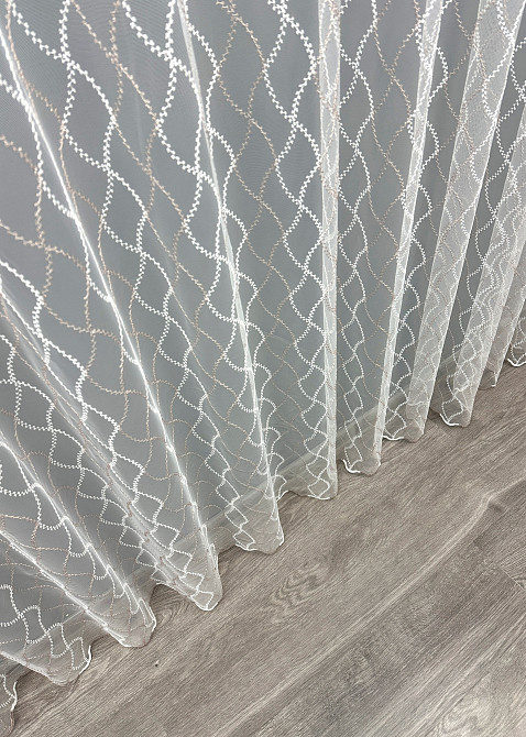 Тюль VR-Textil 1840т Фатин с вышивкой и люрексом Молочный с пудровым 300х270 см (40-195) Киев - изображение 8