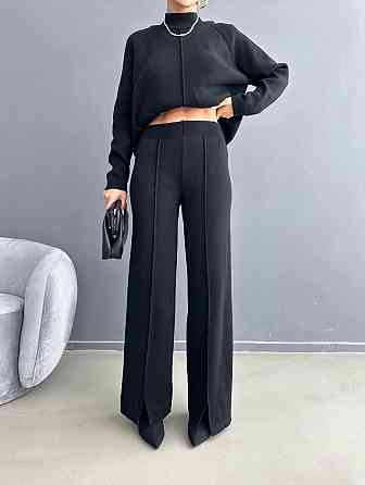 Женский базовый теплый брючный костюм двойка: свитер и штаны машинная вязка Черный Одесса