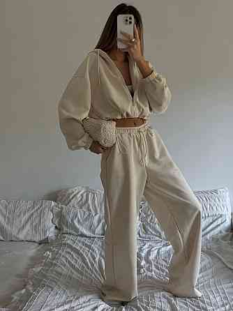 Женский базовый костюм двойка: кофта и брюки замша Одесса