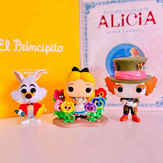 Ігрова фігурка Funko Pop! серії Аліса в країні див - Білий кролик з годинником Дніпро