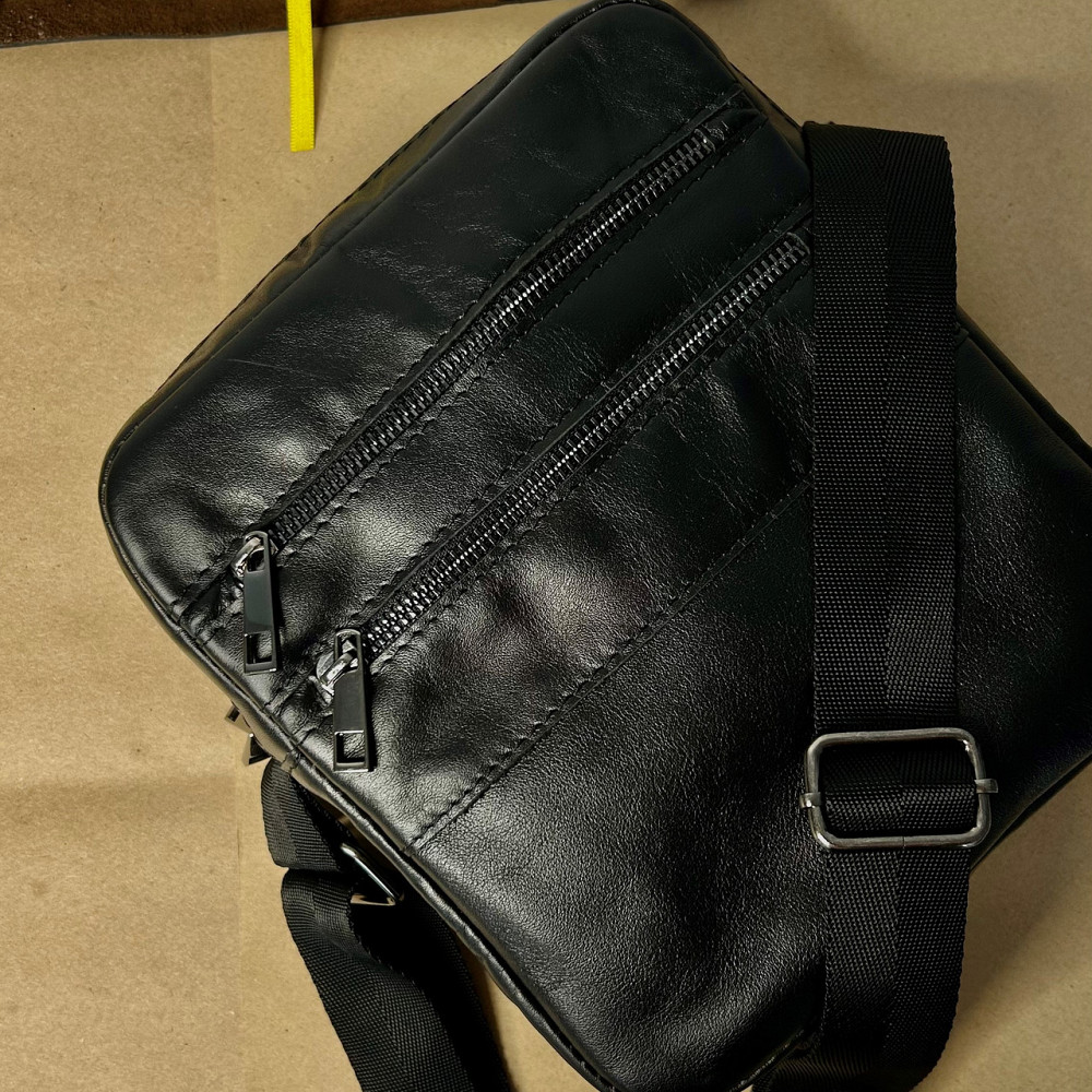 Чоловіча сумка через плече глянцева шкіряна чорна Детройт Глянець 21х19х5 см, сумка месенджер шкірянаMasterSem Київ - фото 7