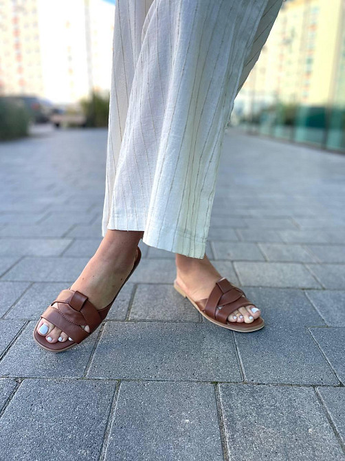 Jasmine Зручні шльопанці жіночі, натуральна шкіра, коричневі на низькому ходу Jasmine 405 р. 35 Коломыя - изображение 3