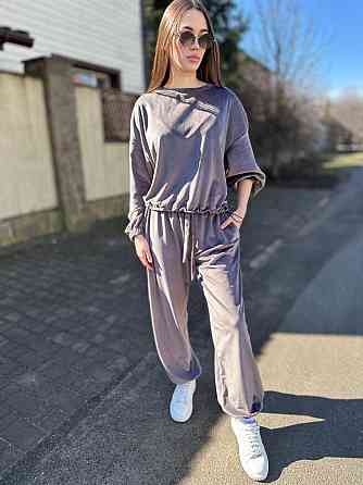 Женский повседневный стильный велюровый костюм двойка Серый, 50/52 Одесса