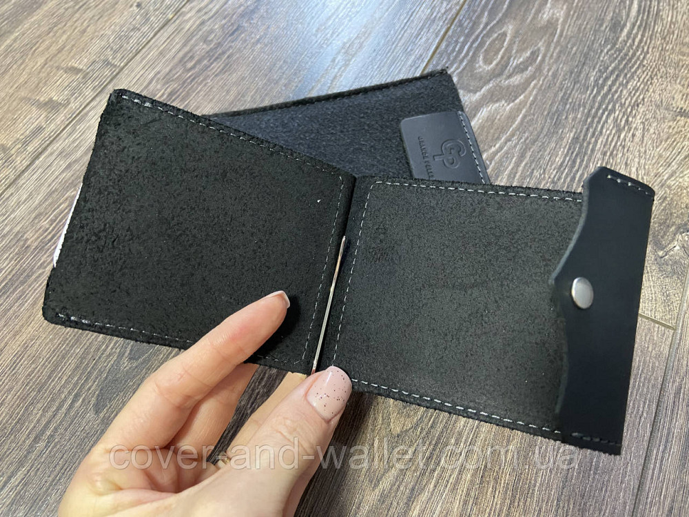Гаманець затискач для грошей на кнопці із вінтажної шкіри чорного кольору Grande Pelle Київ - фото 3