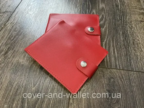 Тонкий кожаный женский мини кошелёк красного цвета ST Leather Киев