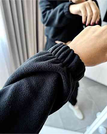 Жіночий теплий прогулянковий костюм: світшот і штани фліс Чорний, 42/46 Одеса