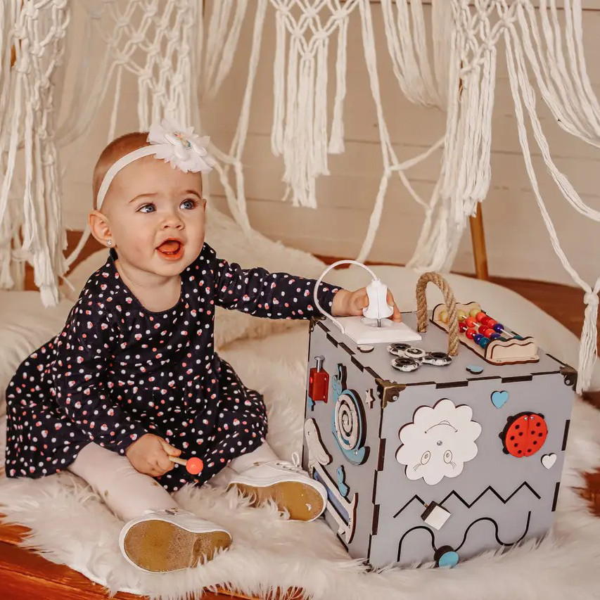 Розвиваюча іграшка Бізікуб Temple Group TG200165 23х23х23 см Сірий Вінниця - фото 3