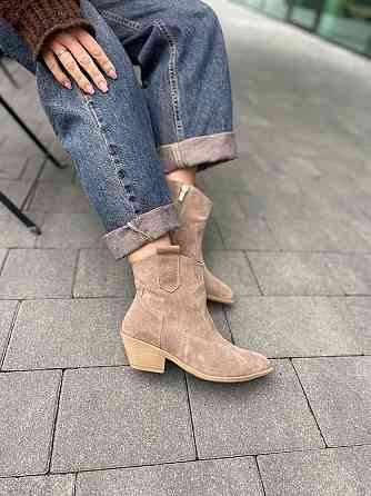 Edan Instruments Черевики жіночі EDAN горіх натуральна замша 5см каблук 36-40 (5648) Коломия