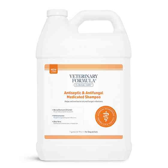 Veterinary Formula Clinical Care Antiseptic&Antifungal Medicated Shampoo ВЕТЕРИНАРНА ФОРМУЛА АНТИСЕПТИЧНИЙ і ПРОТИГРИБКОВИЙ дерматокосметичний шам Київ