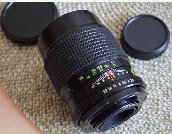 Японський об'єктив новий довгофокусний Danubia 135/2,8. Харків