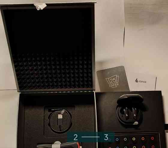 Наушники: Edifier Neobuds Pro. Киев