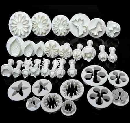 Набор кондитерских плунжеров и вырубок 33 штуки белый Киев