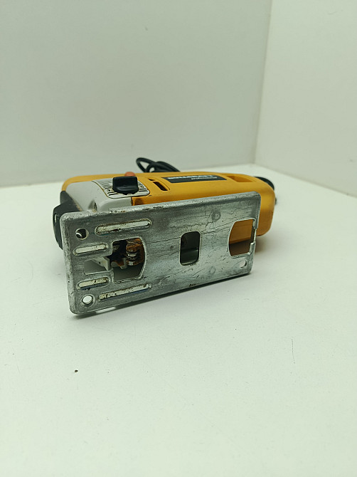 Електричний лобзик Bullcraft Professional Typ 6275 EL (товар вживаний) Луцк - изображение 3