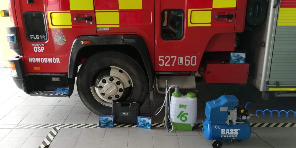 Ранцевый аккумуляторный садовый опрыскиватель 16л Bass Polska 8616 Киев - изображение 9