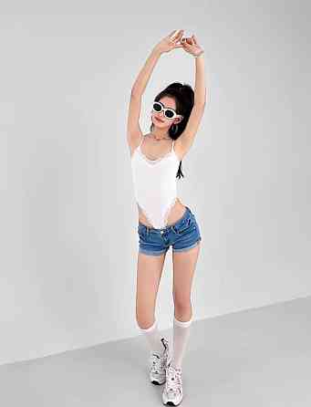 Женский романтичный боди на бретелях вискоза с кружевом Белый Одесса