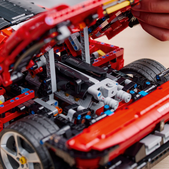 Конструктор Technic Ferrari Daytona SP3 (42143), 3778 деталей совместимый с lego лего Запорожье - изображение 5