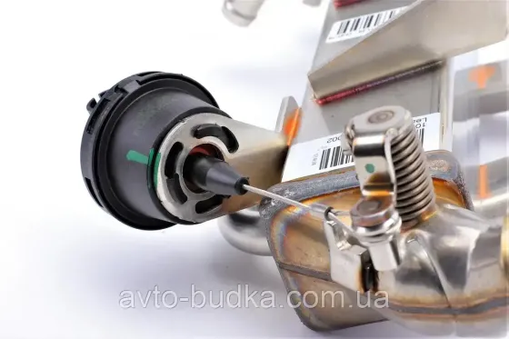 Радіатор рециркуляції ОГ Renault Laguna III 2.0dCi (клапана EGR) MAHLE CE19000P Киев