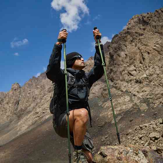 Треккинговая палка 3-х сек. Naturehike CNK2550DS016, 61-135 см, алюминий, зеленая Киев