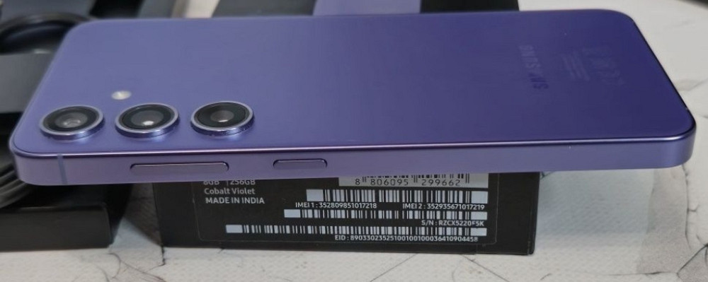 Смартфон Samsung S24 8/256Gb. Киев - изображение 4