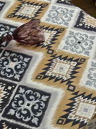 Ecotton Скатертина столова Ecotton DUCK 170х220 см водовідштовхувальна Орнамент синьо-жовта (25 Коломия