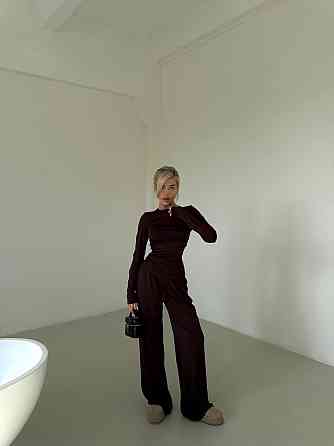 Жіночий базовий прогулянковий костюм двійка: лонгслів і штани турецький мікродайвінг Одеса