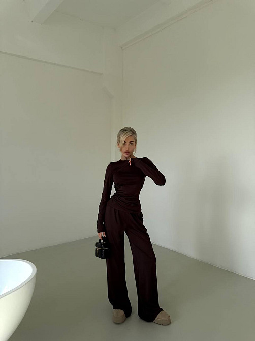 Жіночий базовий прогулянковий костюм двійка: лонгслів і штани турецький мікродайвінг Одеса - фото 4