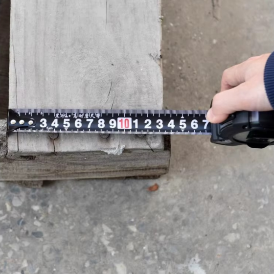 Рулетка будівельна вимірювальна 5м, прогумована з метричною шкалою з автоматичним замком, протиударна чорно-зелена Кам'янець-Подільський