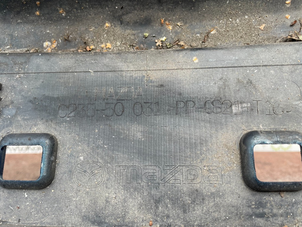 Бампер передній Mazda 5 2005-2008 (C235-50031) Ковель - фото 5