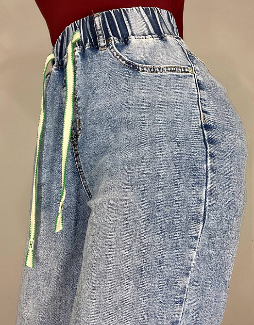 Джинси жіночі Vanver 8083 Mom jeans резинка шнурок на талії стрейчеві банани блакитні, блакитний, З6, 36, 99 см, 130 см Київ - фото 6