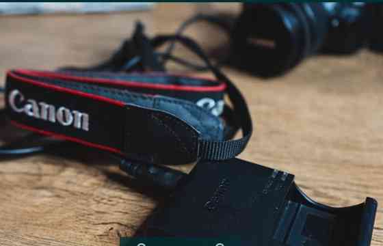 Фотоапарат Дзеркальний Canon EOS 250D 18-55 mm. Київ