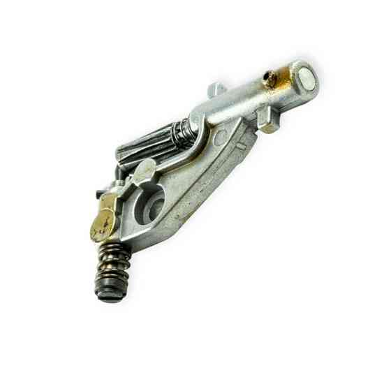 Насос бензопилы HUS 345, 350 масляный Мукачево