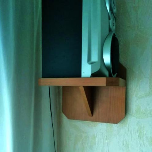 Полка для акустических систем 