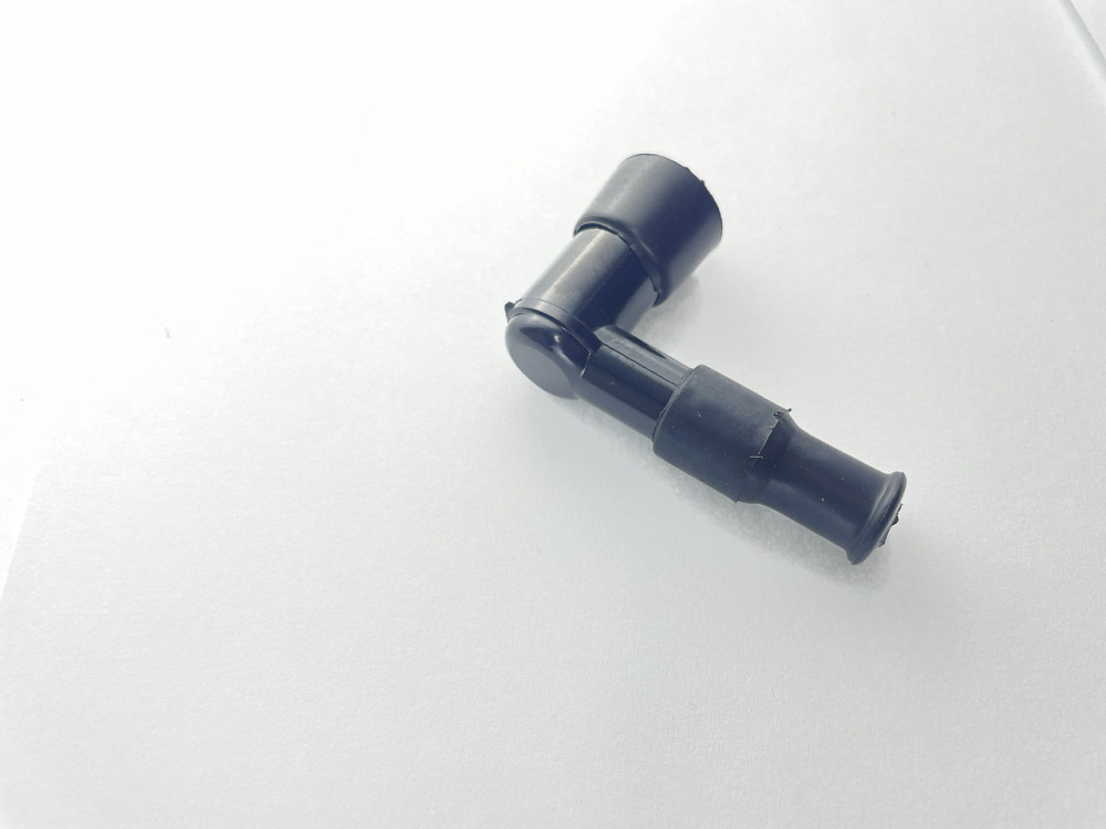 Свічник 90*, Г-подібний (довгий, чорний) Мукачево - фото 1