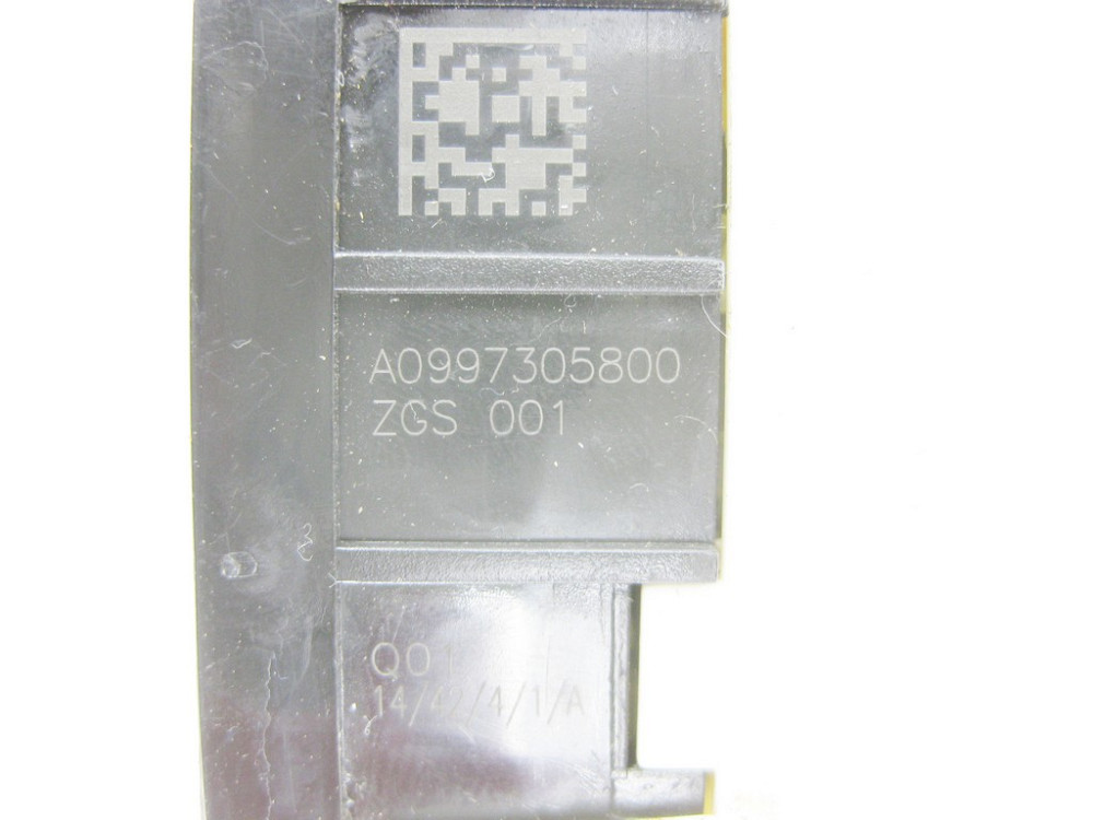 Mercedes-Benz  A2047303035 Замок задніх правих дверей + A1177320208 кріпильна пластина + A1177600204 трос на ручку відкриття дверей внутрішню E-class  Одесса - изображение 7