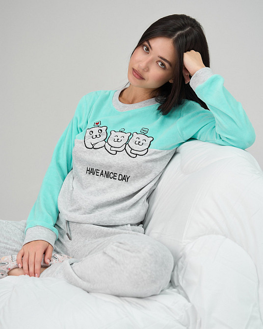 Женская пижама со штанами Nicolette Три котика - Велюр 87125 M, Бирюзовый Киев - изображение 6