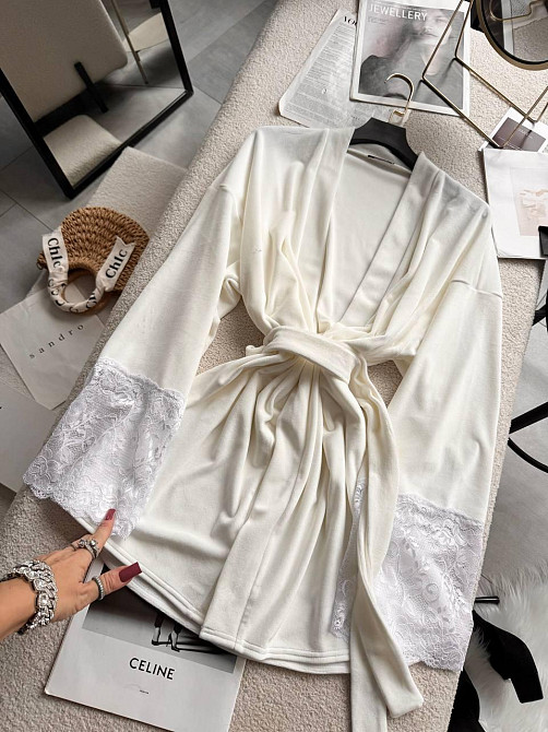 Жіночий стильний романтичний велюровий халат + мереживо Одеса - фото 4