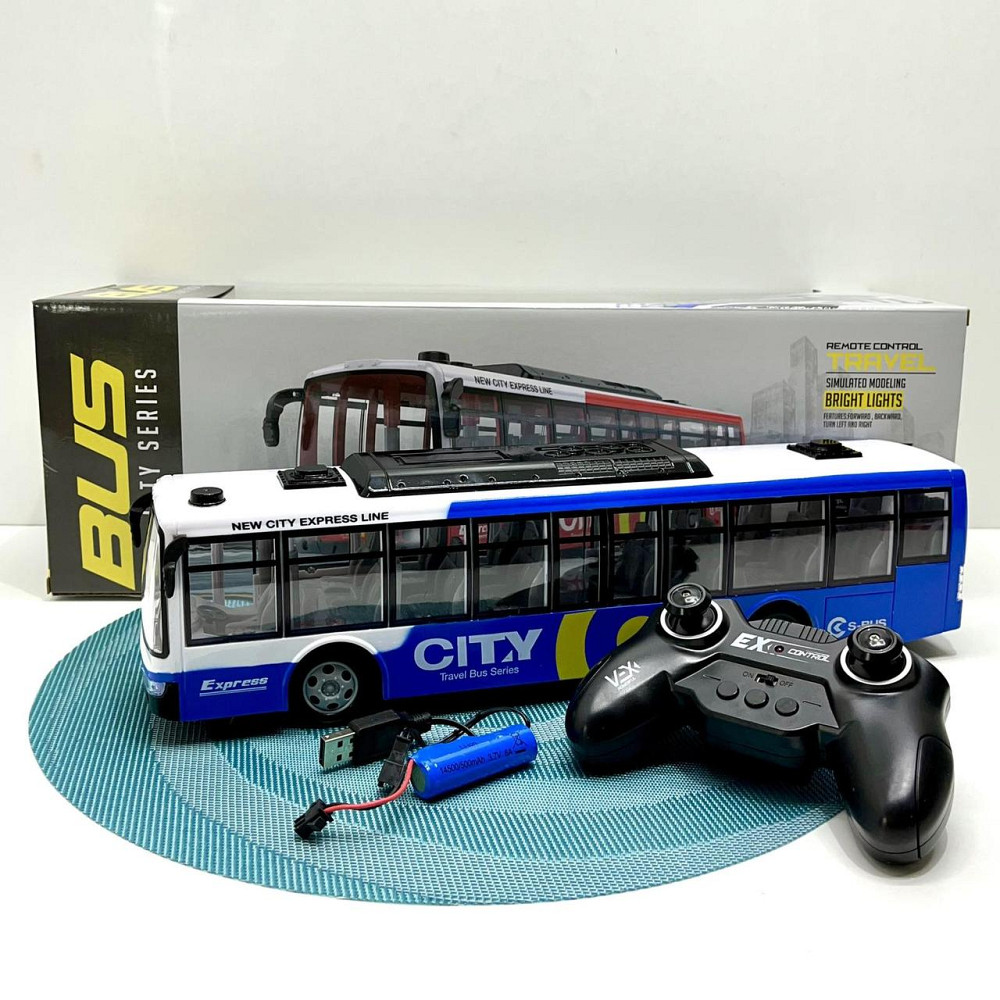 Автобус міський на радіокеруванні акумулятор 3.7V керування 2.4GHz підсвічування фар 38см Синій (666-695 NA) Чернігів - фото 1