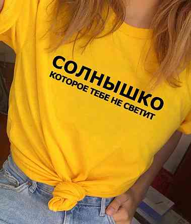 Чорна жіноча футболка з малюнком Чернівці