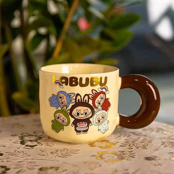 Yiwu Чашка порцелянова Labubu 400 (мл) подарункова кружка прикольна чашка для дітей на подаруно Коломия