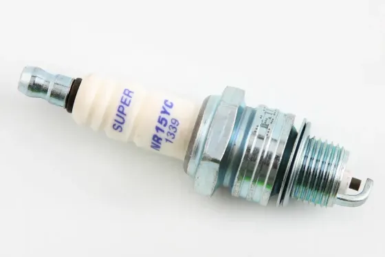 Свічка Мото Brisk Super мопед Honda (ключно на 21, зазор 0,8, коротка спідниця) Вінниця