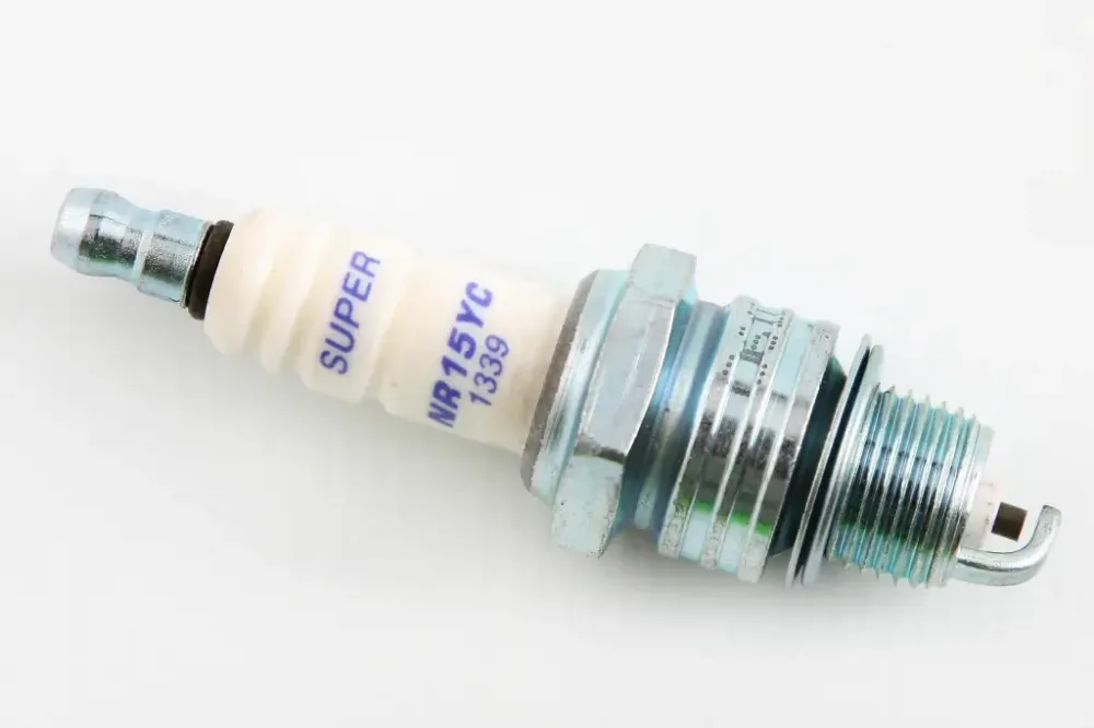 Свічка Мото Brisk Super мопед Honda (ключно на 21, зазор 0,8, коротка спідниця) Вінниця - фото 1