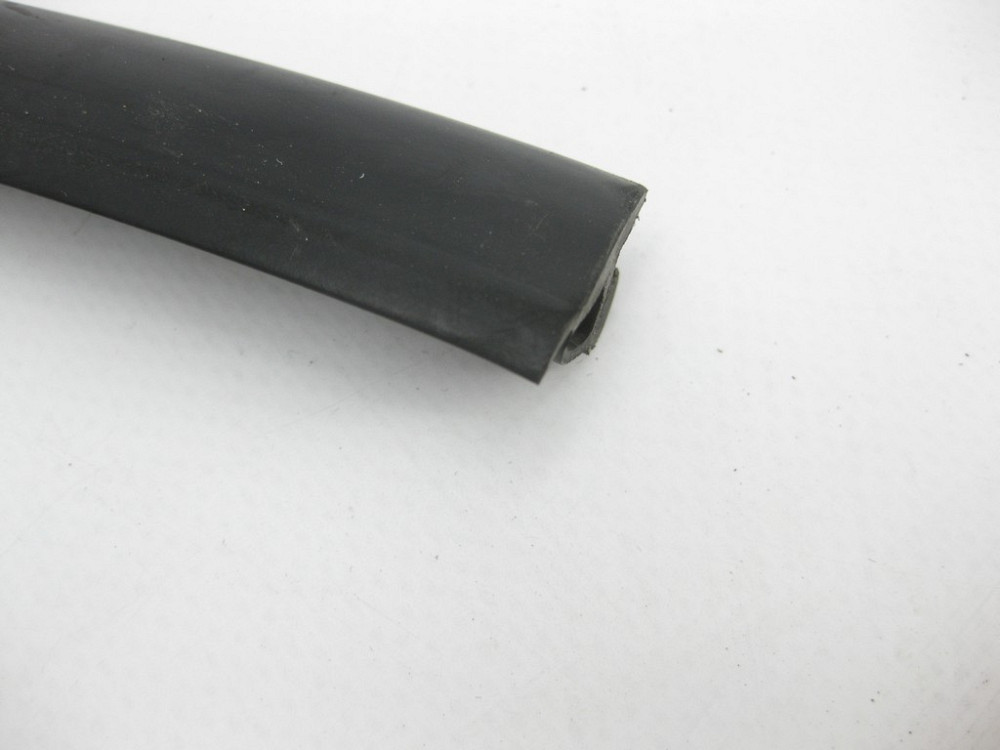 Mercedes-Benz  A2046710620 Ущільнювач лобового скла верхній C-Class W204 Одеса - фото 6