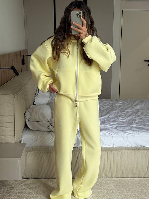 Жіночий стильний теплий костюм, двійка турецька тринитка на флісі Жовтий Одеса - фото 1