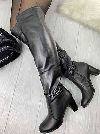 Kluchini Ботфорти жіночі KLUCHINI чорні натуральна шкіра з хутром висота 50см обхват гомілки 36 Коломыя