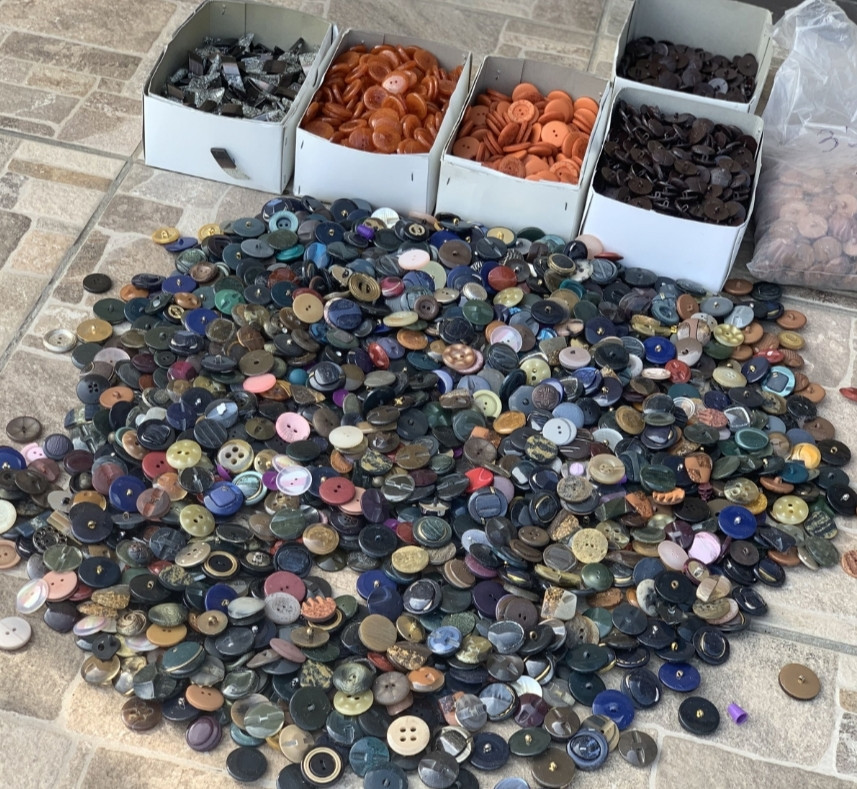 Пуговицы опт / от 100 шт ассорти Киев - изображение 1