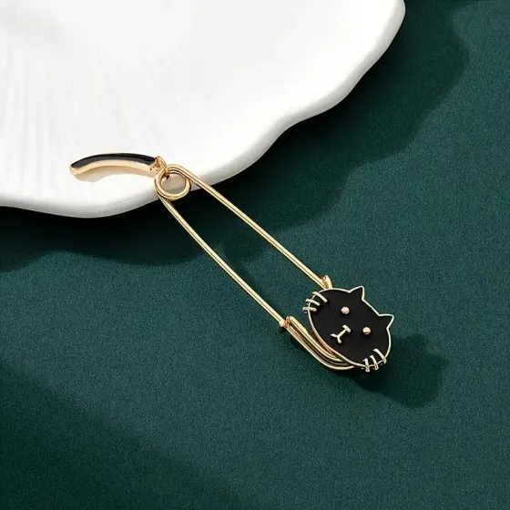 Брошь-булавка с котиком – универсальный аксессуар для одежды Киев