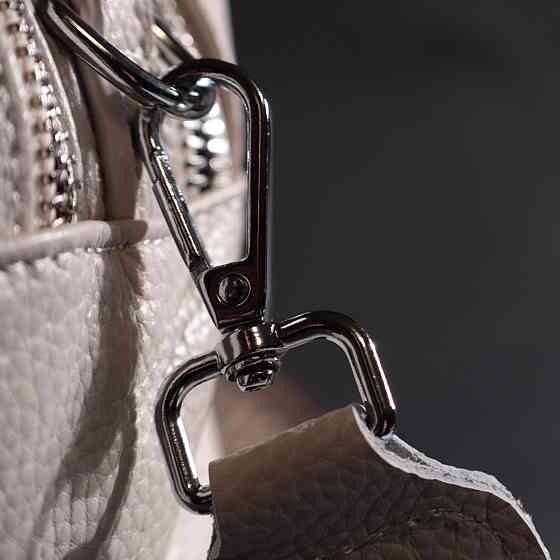 Жіноча прямокутна сумка на два відділення з натуральної шкіри Vintage 22344 Біла Київ