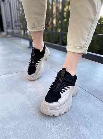 RONE Кросівки жіночі RONE 019 капучіно/чорні (весна-осінь, шкіра+замша натуральна) (2676) Коломыя